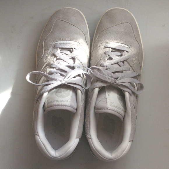 New Balance 550 Gray Suede Size 11.5 Men's - Picture 3 of 4